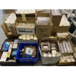 LOT: (10) Boites de ''Take-Out'' Variée