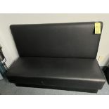 Banquettes Amovibles en Cuir Noir, 60'' x 23'' QUANTITÉ X PRIX MISÉ