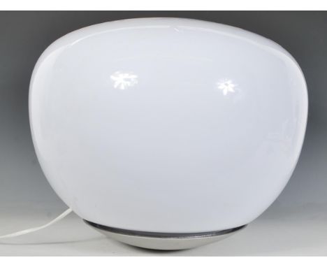 A retro 20th Century original&nbsp;Carl Ojerstam Jonisk design Ikea Pebble lamp.&nbsp;The lamp is of white plastic having a m