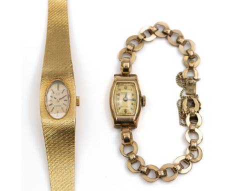 Omega, 18 kt. gouden mechanisch damespolshorloge, jaren '50 - '60. Hierbij een Pontiac, 14 kt. gouden damespolshorloge (defec