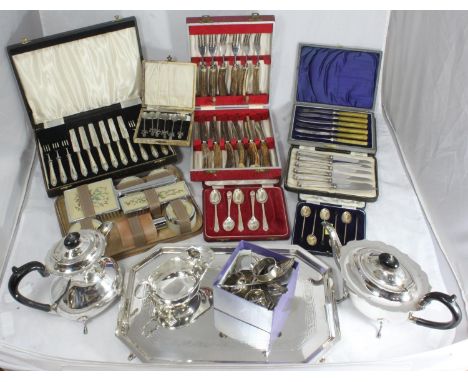 A collection of assorted silver and silver-plated items comprising two cased sets of silver spoons, various cased silver-hand
