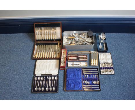 A good quantity of assorted silver-plated items, predominantly flatware including cased sets of teaspoons etc. and a large qu