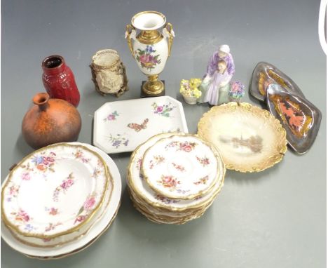 Royal Worcester vase, Grainger &amp; Co blush ivory plate of Stratford-on-Avon, twin handled vase, decorative Aynsley, Hammer