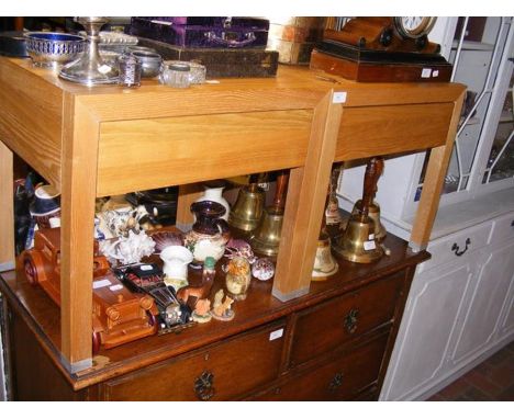 A pair of contemporary light oak bedside cabinets - width 52cm 