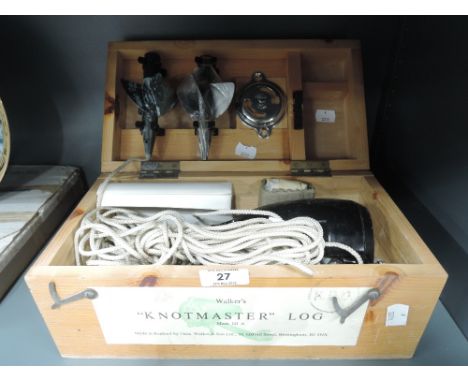 A vintage Walkers Knotmaster Log mark 111A for sailing boating etc