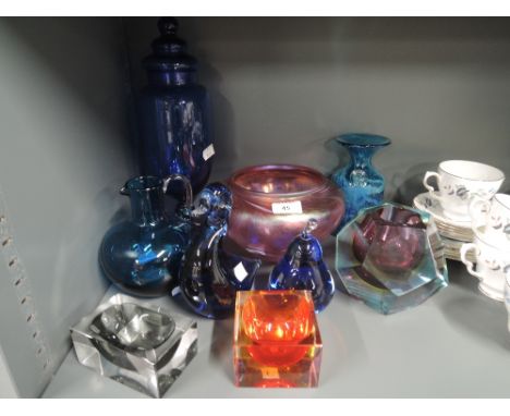 A selection of vintage and modern glass wares including Mdina art house and prisma