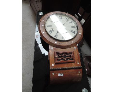 An American style wall clock (af)