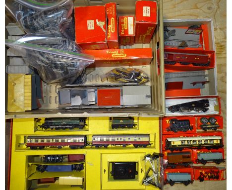 Triang OO gauge, RBX Train Set, R23 Operating Mail Coach Set, R59 BR 2-6-2 Standard Tank Engine, R253 0-4-0 Dock Shunter, one