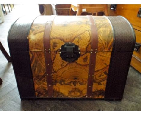 A vintage look dome top trunk 