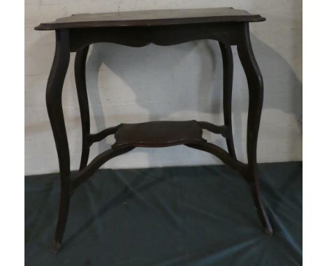 An Edwardian Mahogany Shaped Top Occasional Table on Cabriole Supports with Stretcher Shelf, 70cm Wide