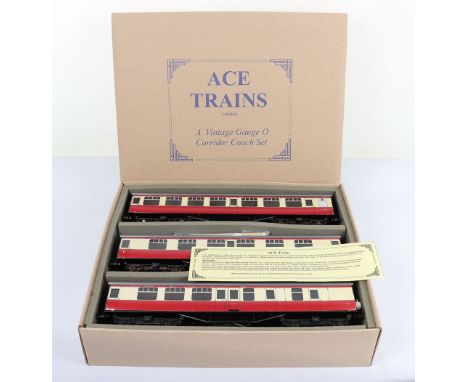 ACE Trains 0 gauge BR C/5 three coach set A, mark 1 coaches, E5029 2nd class, E13030 1st corridor and E35260 2nd/brake, all i