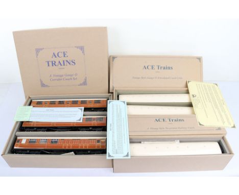 ACE Trains 0 gauge LNER Passenger coaches, Buffet car and Sleepers, C/4 set A three corridor coach set with 1st class No.6461