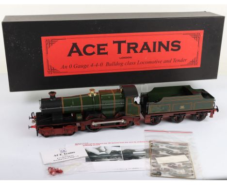 ACE Trains E/16 0 gauge 4-4-0 Bulldog class locomotive and tender, locomotive and tender in 1900 GWR green livery, tender wit