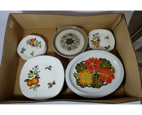 A collection of pottery to include 4 Midwinter Stonehenge Platters, 12 Midwinter Stylecraft Plates, 2 Langley Pottery Dishes 