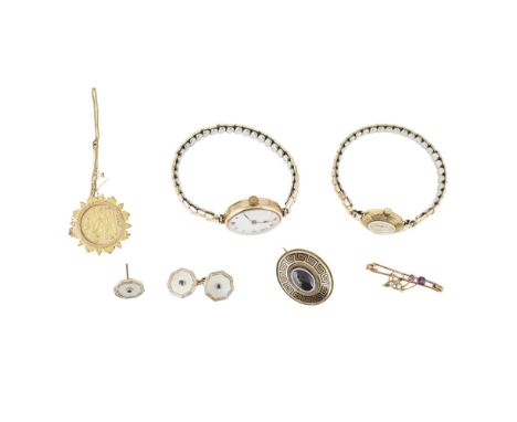 A collection of jewellery  to include a Victorian banded agate and enamel set brooch, an 1897 half sovereign in a detachable 