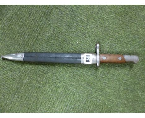 A SPANISH MODEL 1893 7MM MAUSER RIFLE BAYONET, DATED 1903 ON THE FORTE, CONTAINED IN ITS STEEL MOUNTED LEATHER SCABBARD.