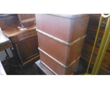 CABIN TRUNK
