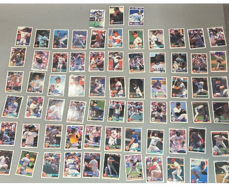 Baseball Trading Cards - A large collection of early 1990's Major League Baseball cards including a Kelly Gruber signed card 