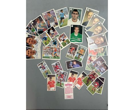 1980's Football stickers and and Barratts cards / AN19 