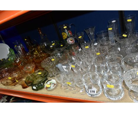 A SELECTION OF CLEAR AND COLOURED GLASS WARES ETC, to include Stuart wine goblets and port glasses, Jura branded whisky tumbl