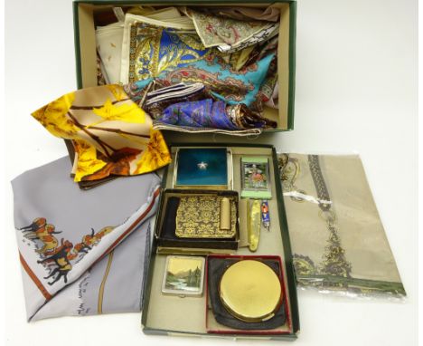 Art Deco enamel powder compact, advertising fruit knife by Richards, compact enamelled with landscape scene, Chusan pen knife