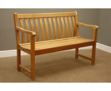 Teak slatted garden bench, W122cm   Condition Report   Click here for further images, condition, auction times & delivery cos