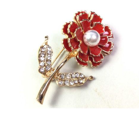 COLLECTION OF COSTUME JEWELLERY, AND OTHER ITEMS  the jewellery including brooches and bead necklaces, along with dress watch