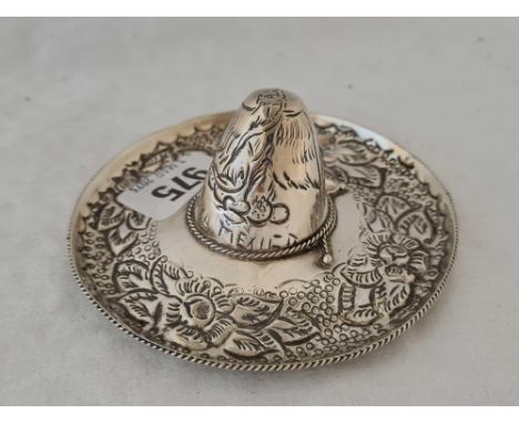 A circular Mexico silver top hat, 4" diameter, 30g