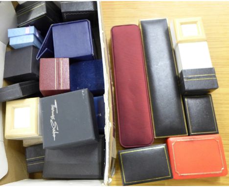Vintage ring and jewellery boxes 