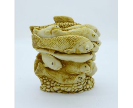 A novelty fish trinket box 