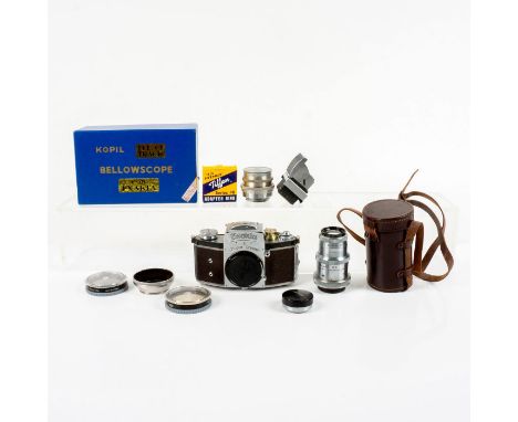 35mm film SLR ; Carl Zeiss lens and Meyer Gorlitz lens, Tiffen lens, Wollensak lens hood, and Ihagee viewfinder.Exakta II: 2i