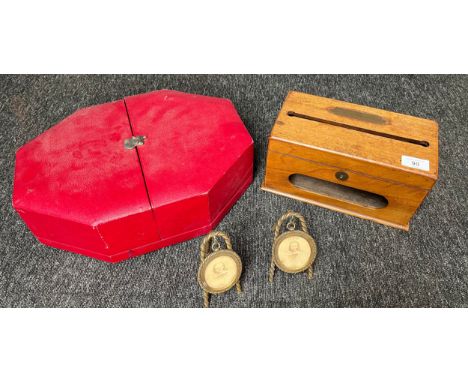 A Lot of collectables to include a Hamilton and Inches presentation box with bull head lock, Two antique twist frames contain