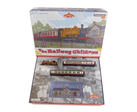 A Bachmann Branchline OO gauge The Railway Children special collectors edition box set, 30575, comprising GN&amp;S RLY class 