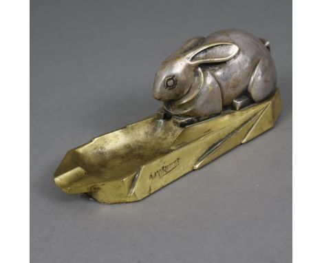 Art-Déco Ascher mit Kaninchenfigur - signiert Albert Marionnet (1852-1910), um 1910, Gelbguss, Kaninchen versilbert, gestempe