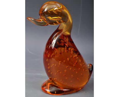 Whitefriars - An original retro vintage 1960's studio art glass figurine / paperweight in the form of a Dilly Duck. Control b