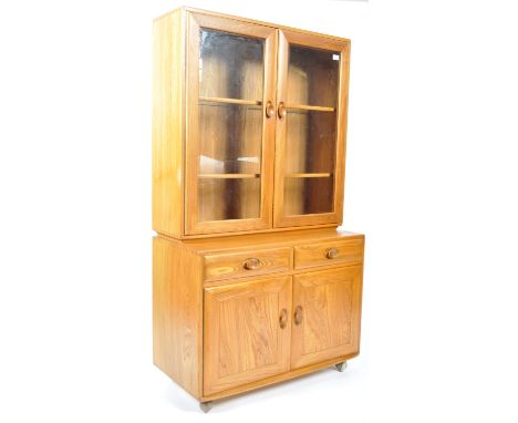 Lucian Ercolani - Ercol - Windsor Range - An original retro vintage 20th Century beech and elm kitchen dresser / display cabi