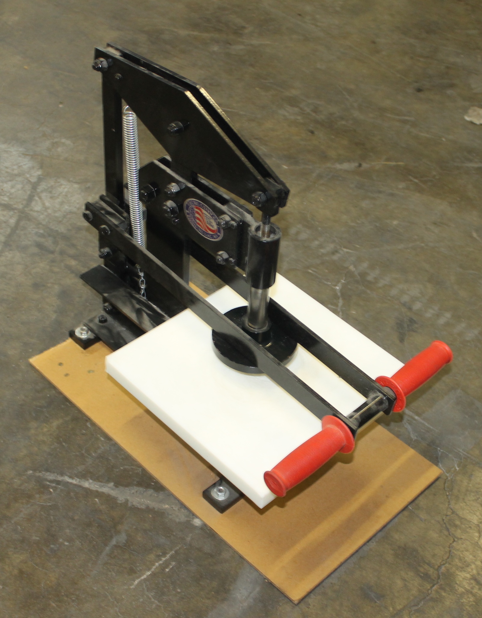 TECRE DIE CUTTING PRESS AND CUTTING BOARD, STRUCTURAL STEEL AND