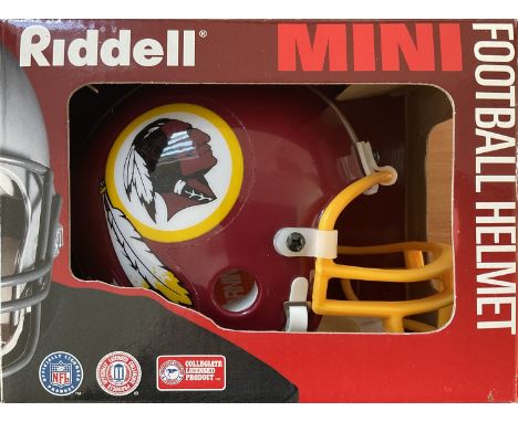 Riddell American Football vintage Helmet Replica of the Washington Redskins. Good condition. All autographs come with a Certi