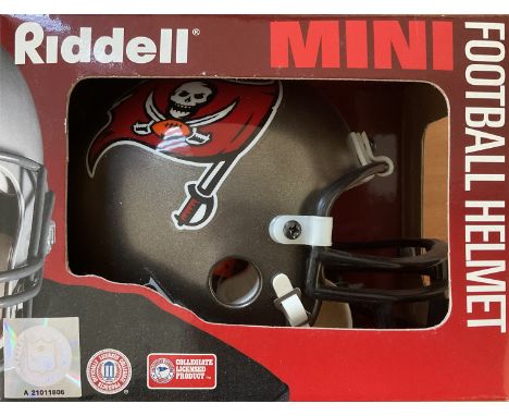 Riddell American vintage Football Helmet Replica of Tampa Bay Buccaneers. Good condition. All autographs come with a Certific