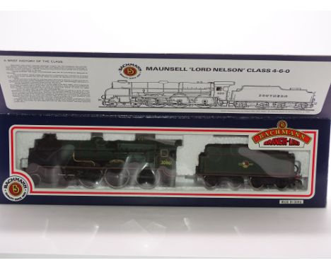 OO Gauge: A BACHMANN 31-403 Lord Nelson Class Steam loco - 'Lord Anson' - BR Green livery - VG/E in G/VG box