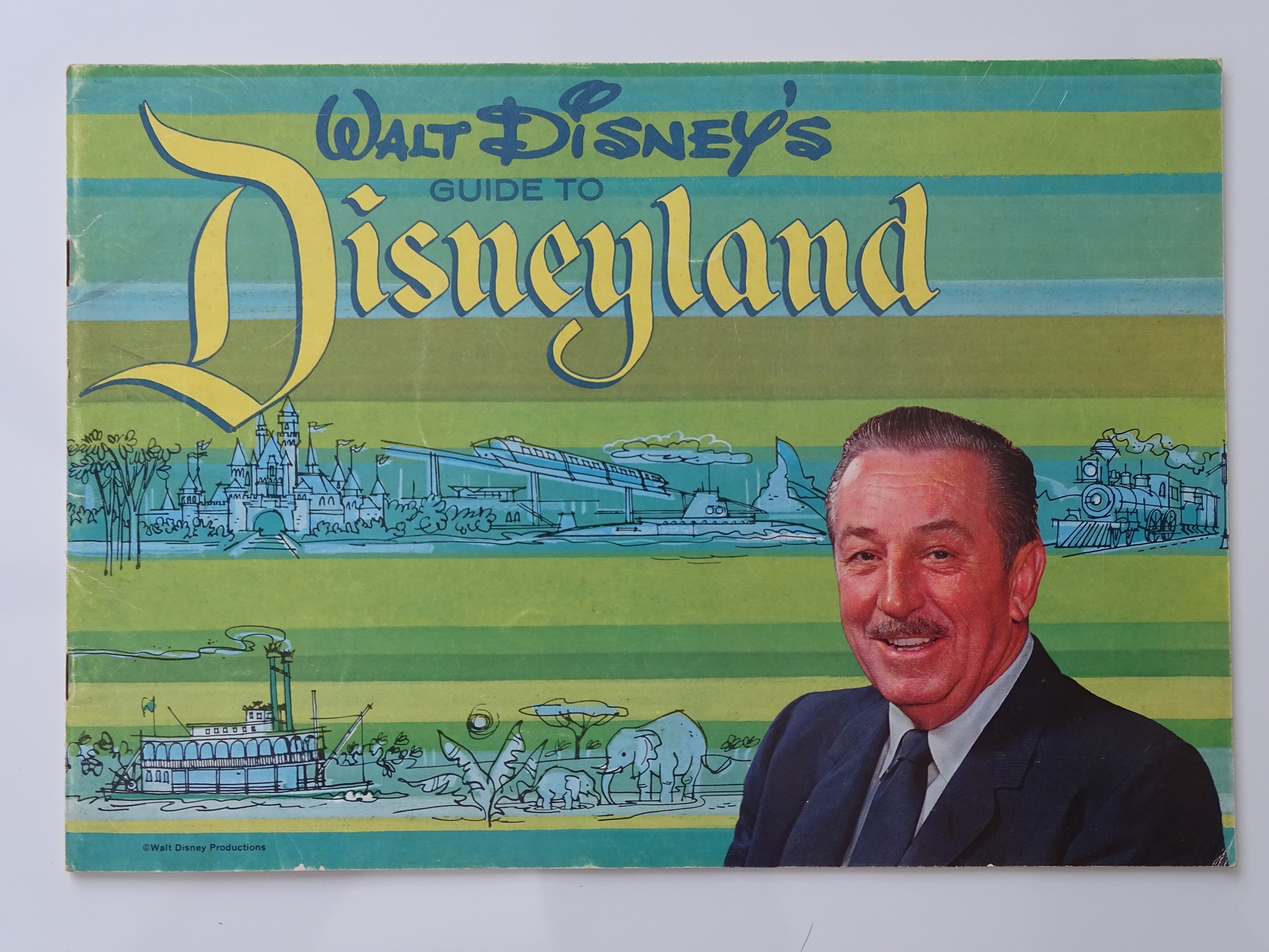 WALT DISNEY: WALT DISNEY'S GUIDE TO DISNEYLAND (1964) - souvenir guide ...