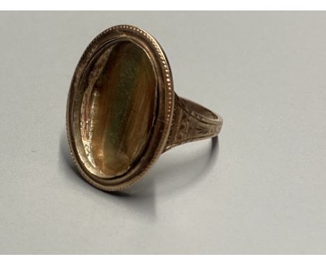 A George III yellow metal mourning ring (lacking insert), with engraved inscription to underside of ring head ' John Egremont
