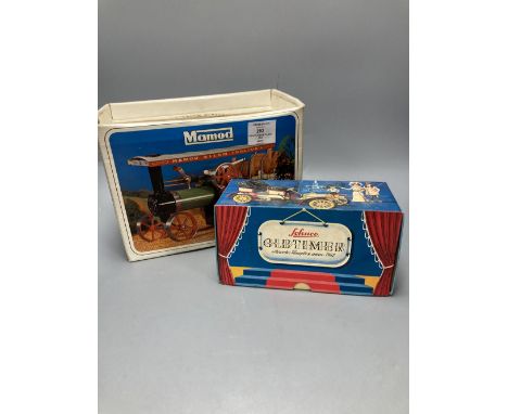 A Mamod steam tractor and a Schuco Old Timer model 1229, both boxed