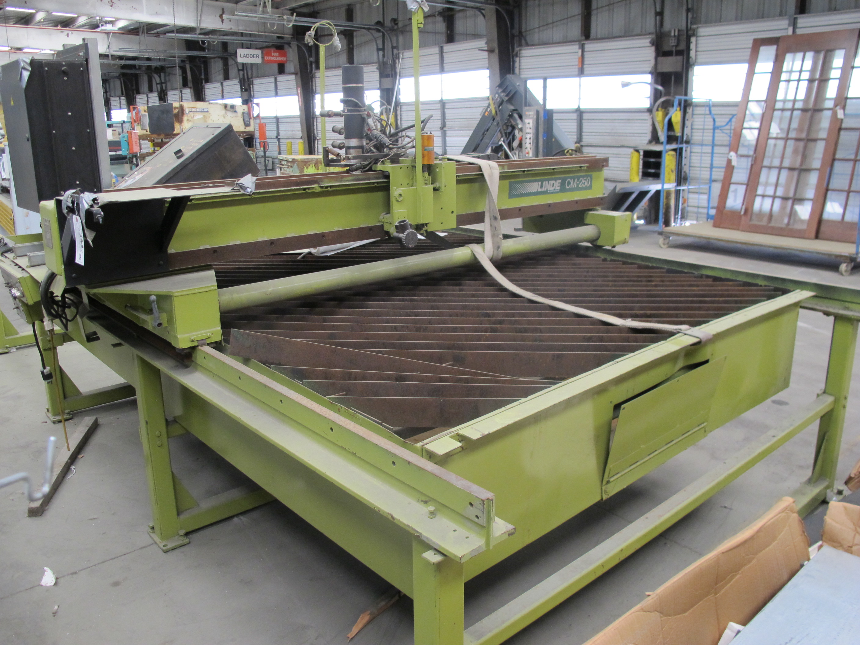 Linde CM250 CNC Plasma Cutting Machine