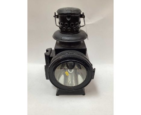 Large German 'Osnabruck' carbide lamp, together with a 1943 Eastgate railway lamp and a Drydex lamp (3)