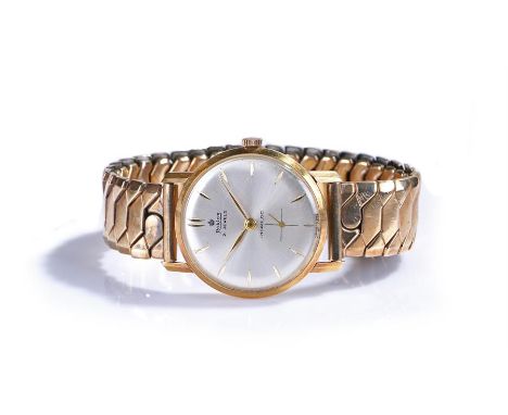 Roidor 18 carat gold gentleman's wristwatch, the silvered signed dial with baton hours, manual wound, case 32mm diameter 