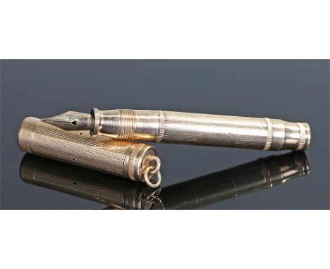 Parker gold plated fountain pen, with an engine turned case