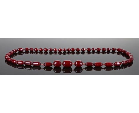 Art Deco Bakelite cherry amber necklace, with a graduated set of beads, 102cm long