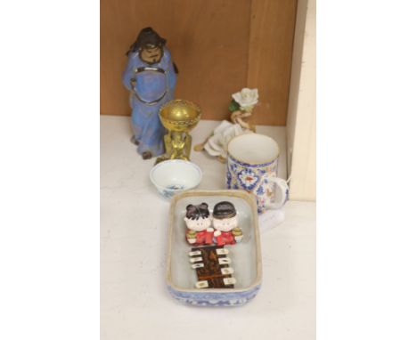 Eight items of Chinese and Japanese ceramics and works of art, tallest 24cm