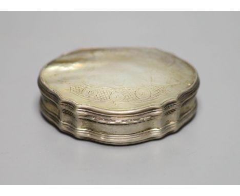 An early 19th century white metal and mother of pearl mounted cartouche shaped snuff box, 72mm, unmarked, shell crack on base